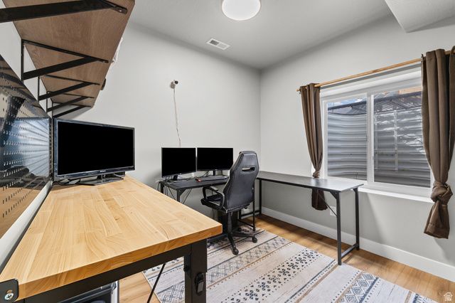 6976 S KOKOPELLI CT, West Jordan, UT 84081