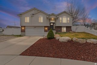 6976 S KOKOPELLI CT, West Jordan, UT 84081
