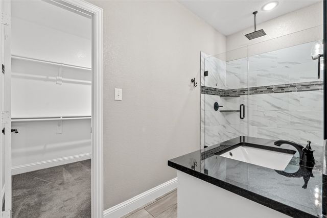 2955 Pearl Avenue, Fort Worth, TX 76106