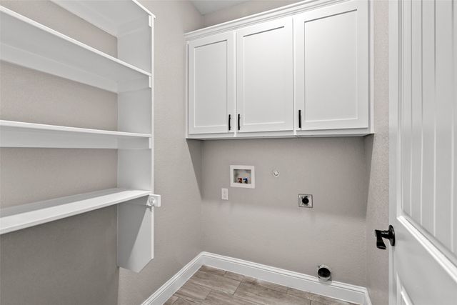 2955 Pearl Avenue, Fort Worth, TX 76106