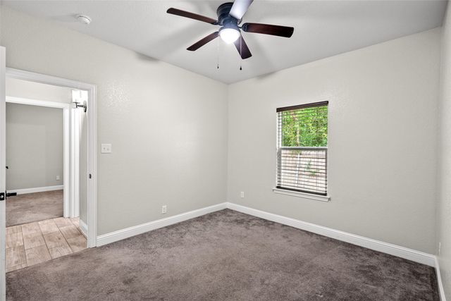 2955 Pearl Avenue, Fort Worth, TX 76106