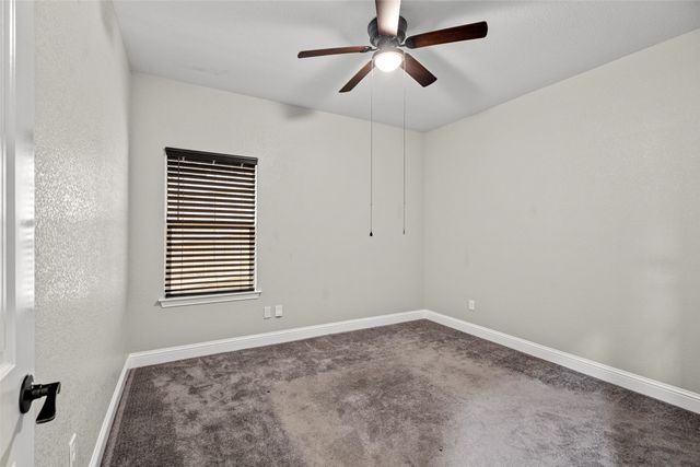 2955 Pearl Avenue, Fort Worth, TX 76106
