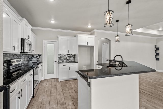 2955 Pearl Avenue, Fort Worth, TX 76106