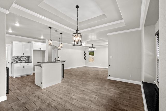 2955 Pearl Avenue, Fort Worth, TX 76106