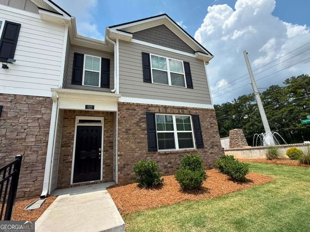 727 Aura Trail, Lawrenceville, GA 30045