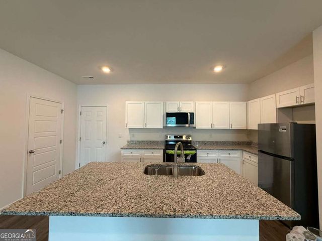 727 Aura Trail, Lawrenceville, GA 30045
