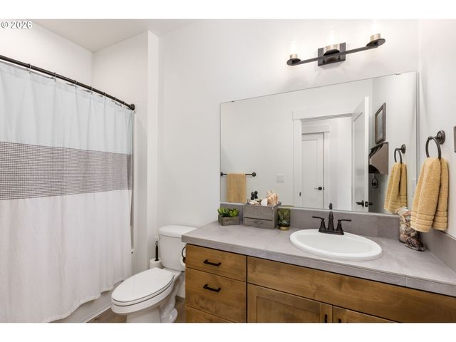 4601 S 13TH Way, Ridgefield, WA 98642
