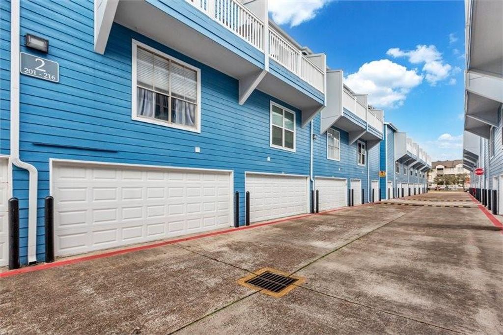 3506 Cove View Boulevard 207, Galveston, TX 77554