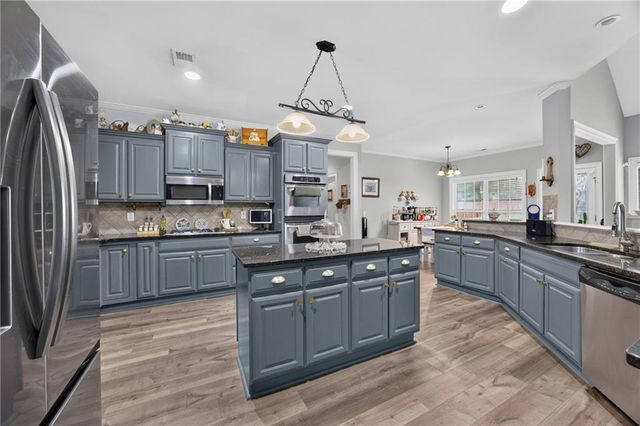 8100 Powhattan Court, Mcdonough, GA 30252