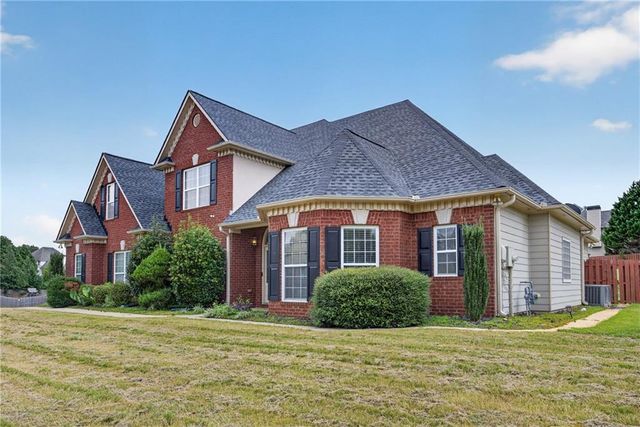 8100 Powhattan Court, Mcdonough, GA 30252