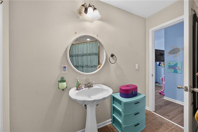 8100 Powhattan Court, Mcdonough, GA 30252