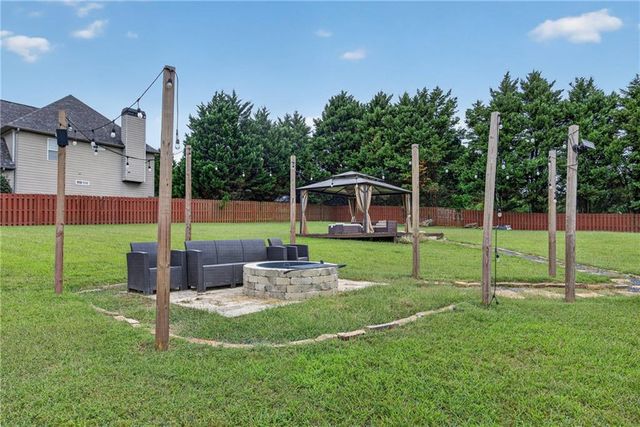 8100 Powhattan Court, Mcdonough, GA 30252