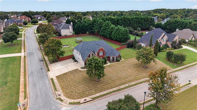 8100 Powhattan Court, Mcdonough, GA 30252