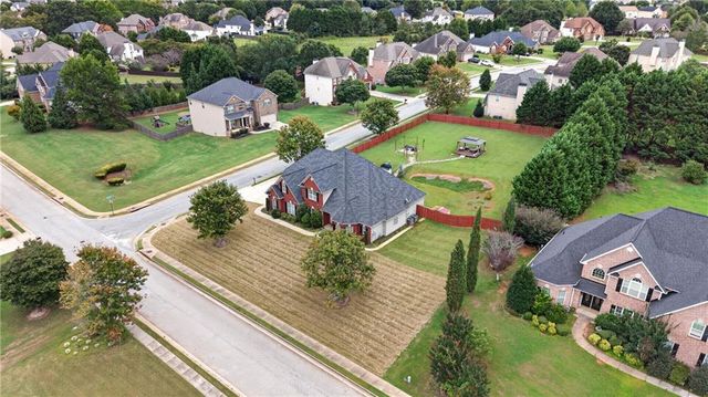 8100 Powhattan Court, Mcdonough, GA 30252