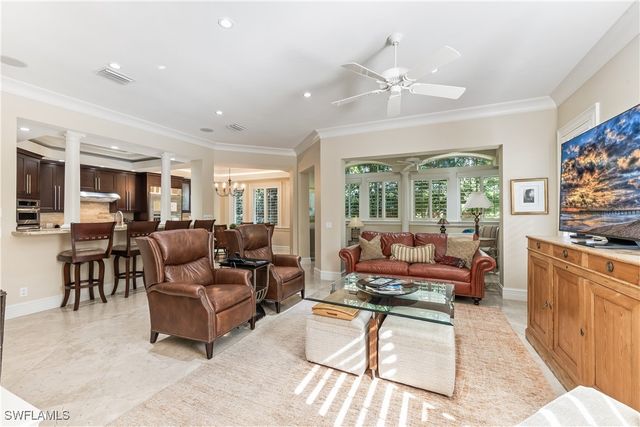 645 Via Mezner VIA 804, Naples, FL 34108