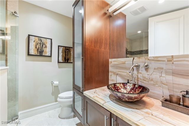 645 Via Mezner VIA 804, Naples, FL 34108