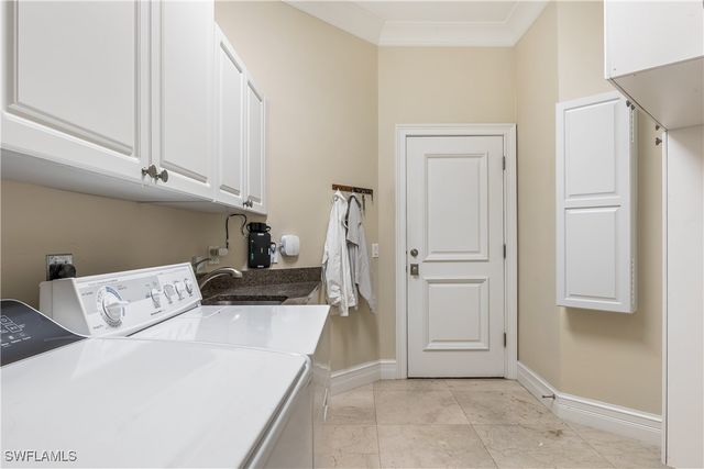 645 Via Mezner VIA 804, Naples, FL 34108