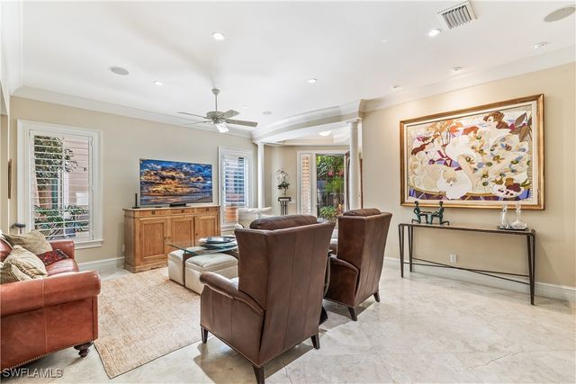 645 Via Mezner VIA 804, Naples, FL 34108