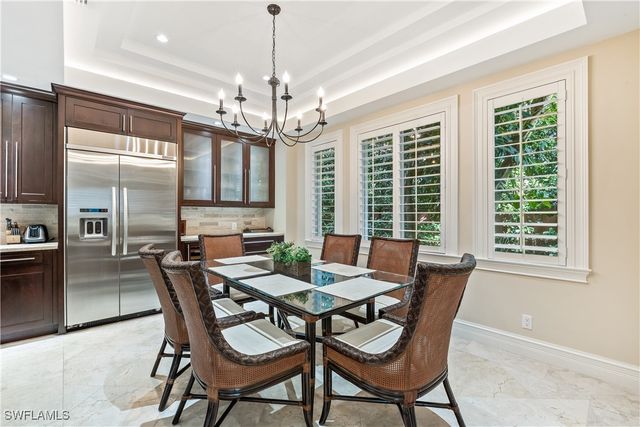 645 Via Mezner VIA 804, Naples, FL 34108