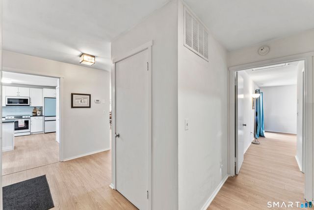 640 Heritage Village B, Southbury, CT 06488