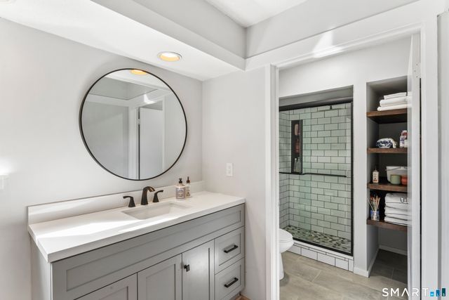 640 Heritage Village B, Southbury, CT 06488