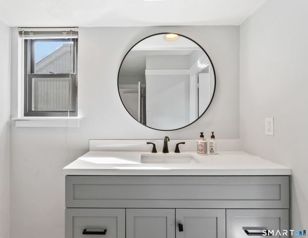 640 Heritage Village B, Southbury, CT 06488