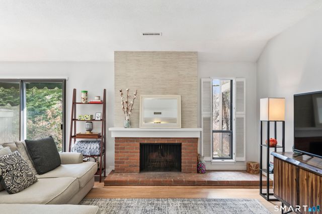 640 Heritage Village B, Southbury, CT 06488