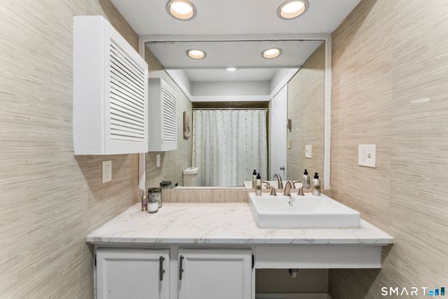 640 Heritage Village B, Southbury, CT 06488