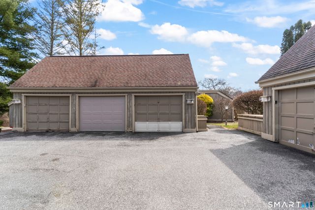 640 Heritage Village B, Southbury, CT 06488