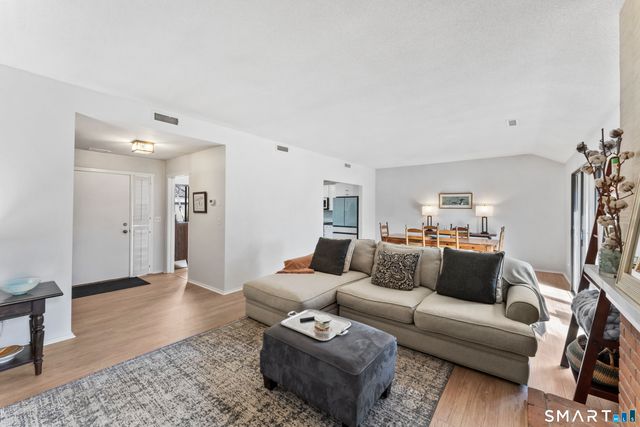 640 Heritage Village B, Southbury, CT 06488