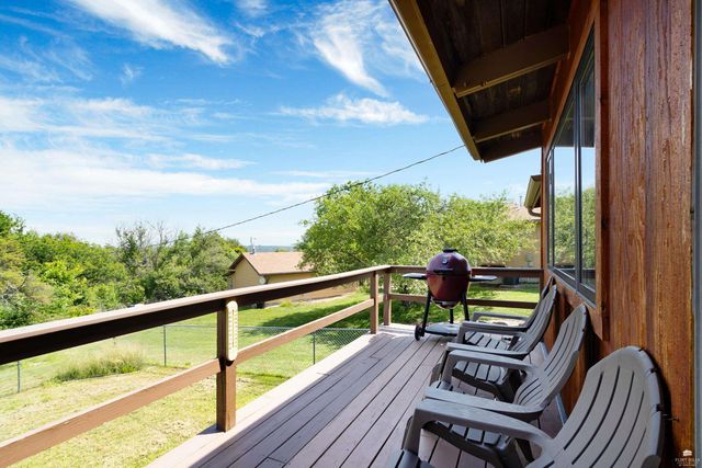 7204 Hi-View Dr Drive, Manhattan, KS 66503