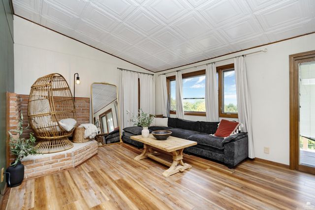 7204 Hi-View Dr Drive, Manhattan, KS 66503