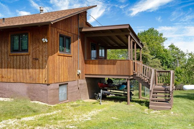 7204 Hi-View Dr Drive, Manhattan, KS 66503