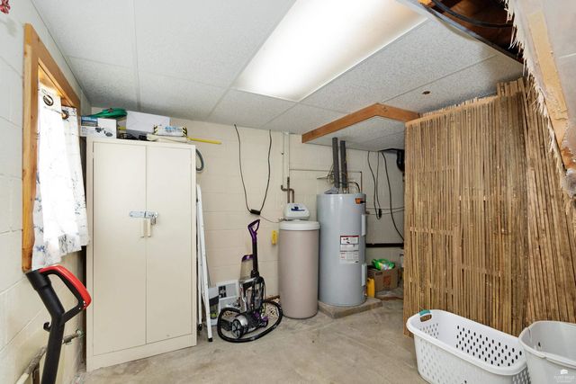 7204 Hi-View Dr Drive, Manhattan, KS 66503