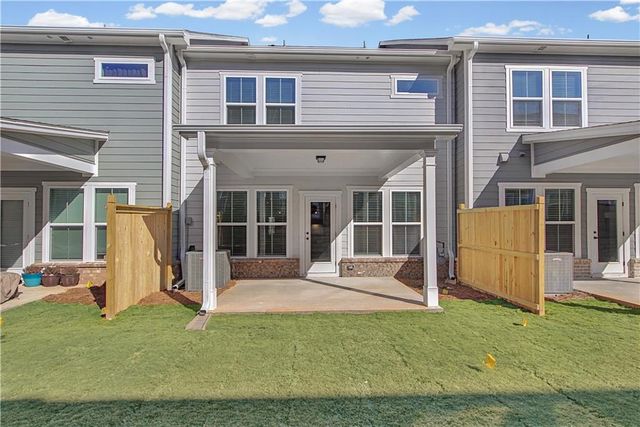 5665 Tillman Way, Powder Springs, GA 30127