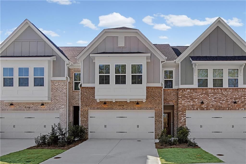 5665 Tillman Way, Powder Springs, GA 30127