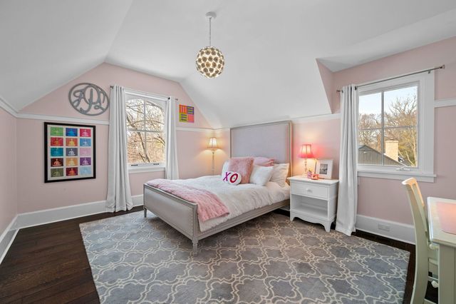 1070 Fisher Lane, Winnetka, IL 60093