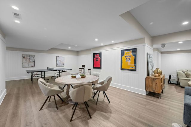 1070 Fisher Lane, Winnetka, IL 60093