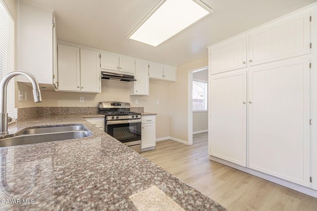 44125 Rodin Avenue, Lancaster, CA 93535