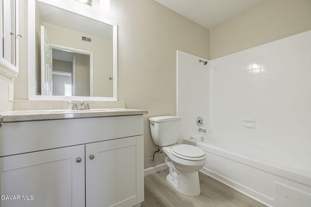 44125 Rodin Avenue, Lancaster, CA 93535