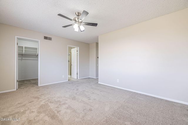 44125 Rodin Avenue, Lancaster, CA 93535