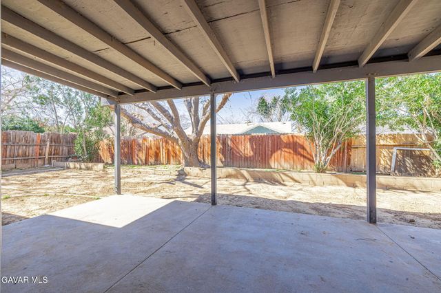 44125 Rodin Avenue, Lancaster, CA 93535