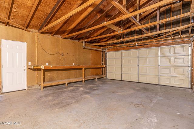 44125 Rodin Avenue, Lancaster, CA 93535