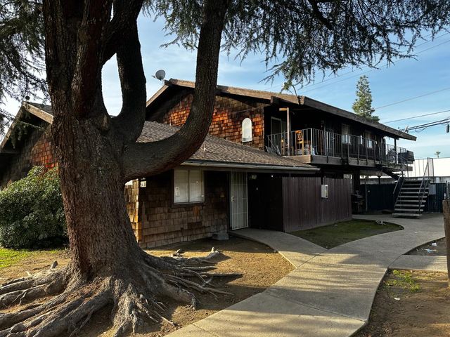 3769 N Abby Street, Fresno, CA 93726