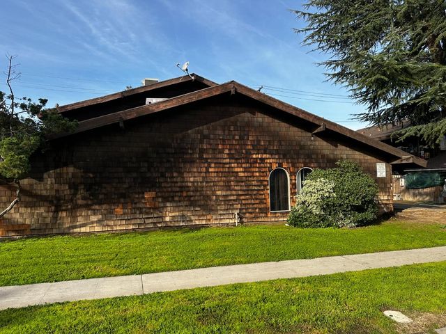 3769 N Abby Street, Fresno, CA 93726