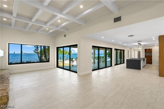 752 Overiver DR, North Fort Myers, FL 33903