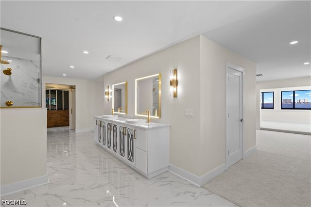 752 Overiver DR, North Fort Myers, FL 33903