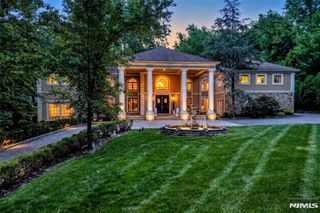 24 WILDWOOD Road, Saddle River, NJ 07458