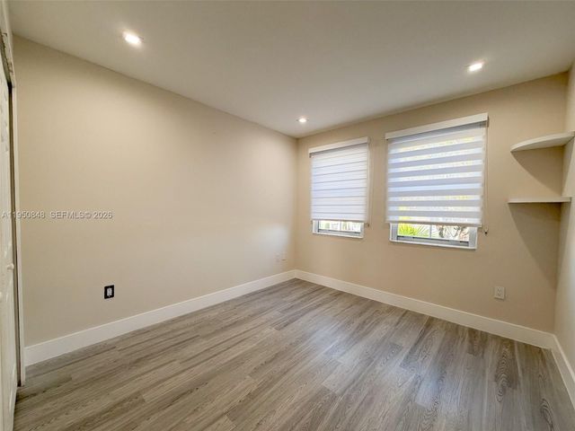 4832 NW 107th Pl, Doral, FL 33178