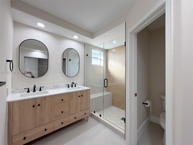 4832 NW 107th Pl, Doral, FL 33178